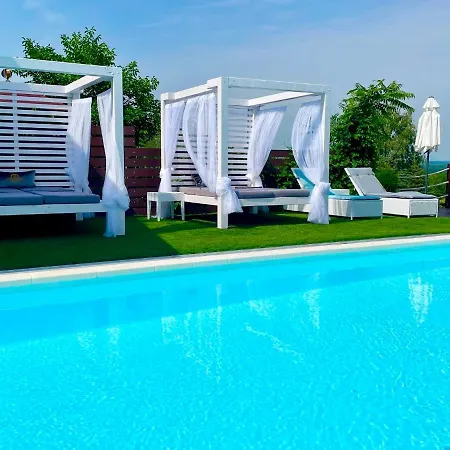 Love&dream élményvilla