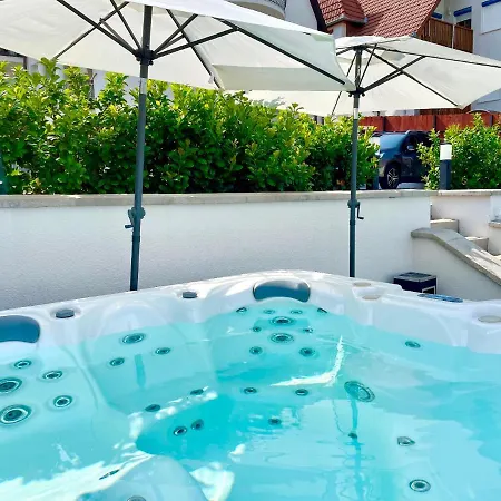 Love&dream élményvilla 4*