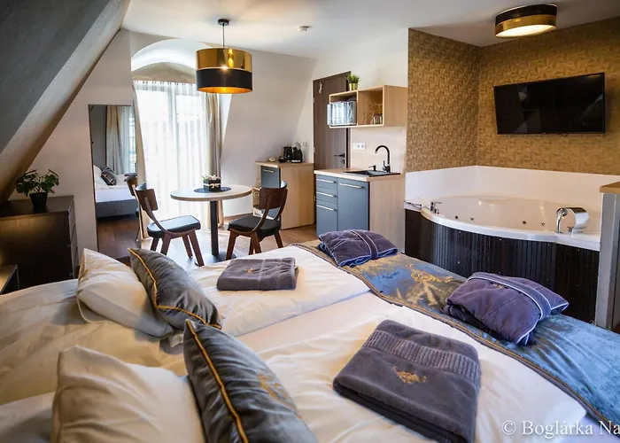 And Dream Elmenyvilla מלון דירות